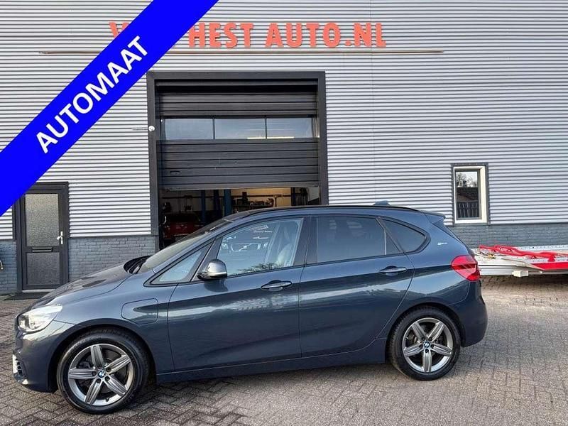 Grijs Gebruikt 2016 BMW 225 Active Tourer MPV | € 15.450 (Goede deal) - Afbeelding 1/4