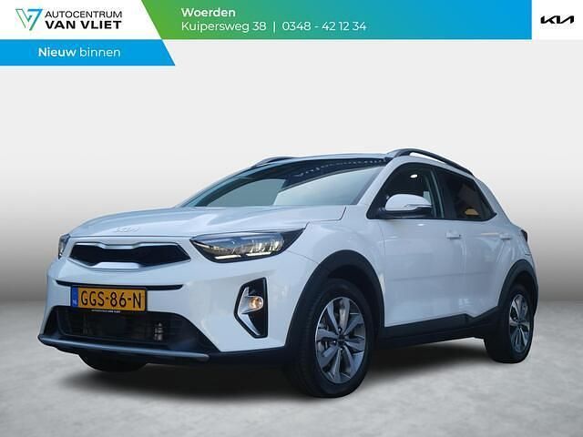 Wit Gebruikt 2024 Kia Stonic SUV | € 23.890 (Iets duurder) - Afbeelding 1/4