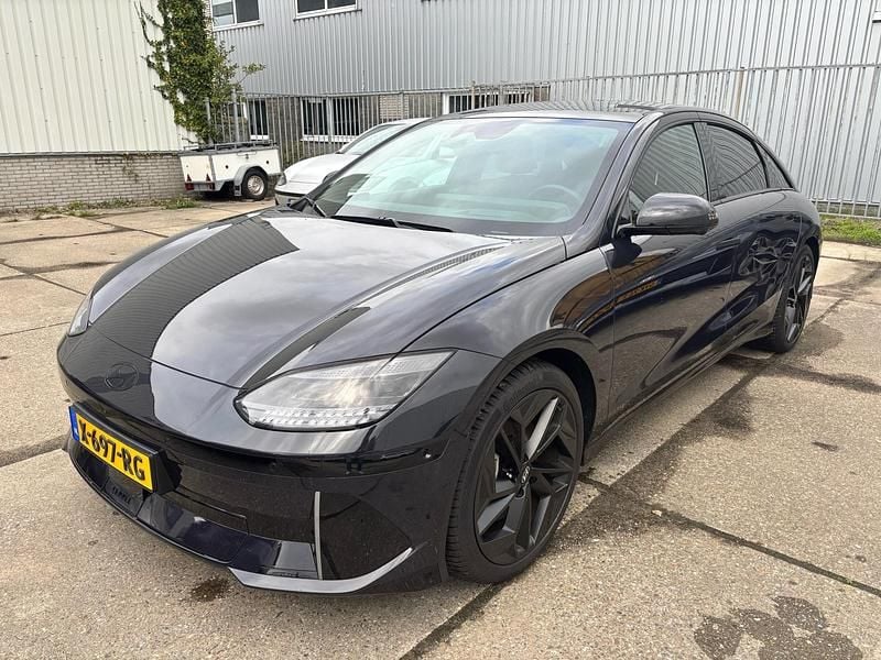 Blauw Gebruikt 2025 Hyundai Ioniq 6 Edition Sedan | € 38.900 (Goede deal) - Afbeelding 1/4