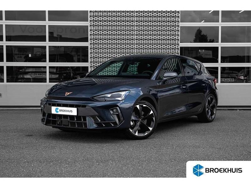 Grijs Gebruikt 2024 Cupra Leon Hatchback | € 34.490 (Iets duurder) - Afbeelding 1/4