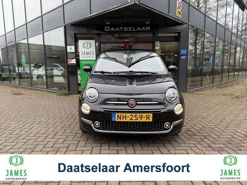 Zwart, metallic lak Gebruikt 2017 Fiat 500 Lounge Hatchback | € 9.444 (Eerlijke prijs) - Afbeelding 1/4