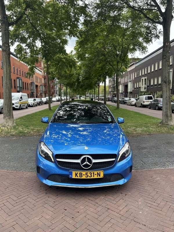 Blauw Gebruikt 2016 Mercedes A160 Ambition Stationwagen | € 16.000 (Iets duurder) - Afbeelding 1/4