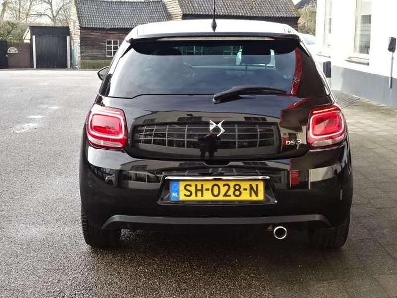 Occasion DS Automobiles DS3 Crossback Performance 110 PK (80 kW) 2018 Zwart SUV