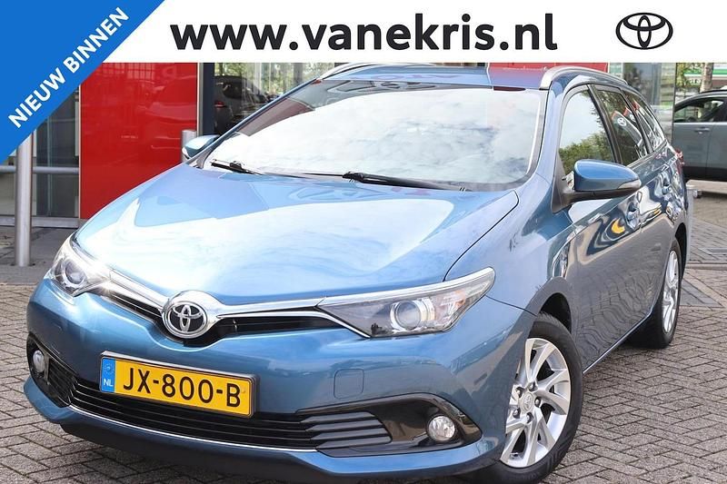 Blauw Occasion 2016 Toyota Auris Touring Sports Stationwagen | € 13.599 (Eerlijke prijs) - Afbeelding 1/4