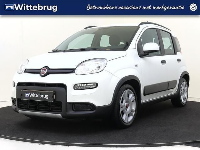 Wit Occasion 2023 Fiat Panda City Life Hatchback | € 12.925 (Eerlijke prijs) - Afbeelding 1/3