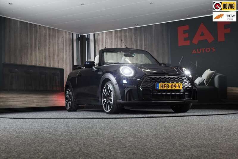 Blauw Gebruikt 2021 Mini John Cooper Works Cabriolet Cabriolet | € 34.950 (Iets duurder) - Afbeelding 1/3