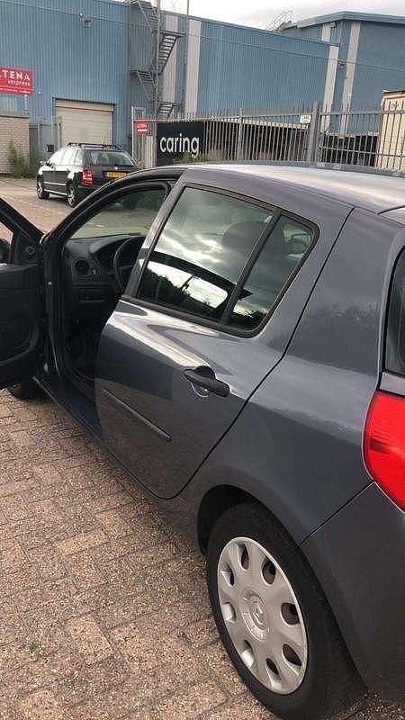 Blauw Gebruikt 2008 Renault Clio II Hatchback | € 800 (Super prijs) - Afbeelding 1/4