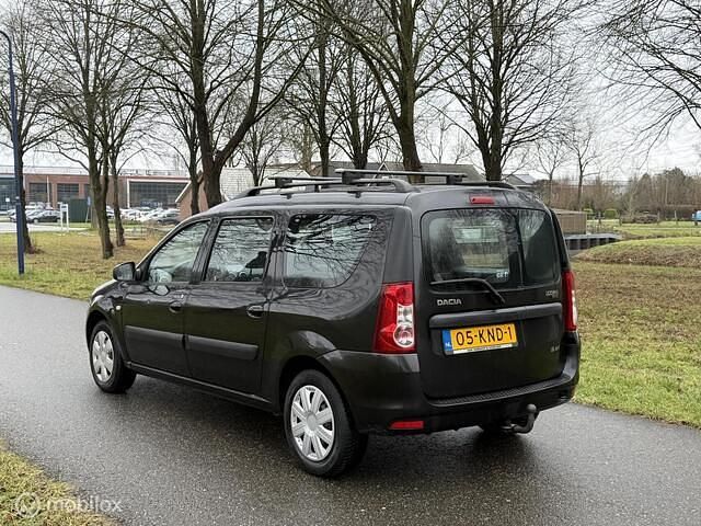 Occasion Dacia Logan MCV Lauréate 105 PK (77 kW) 2010 Zwart MPV