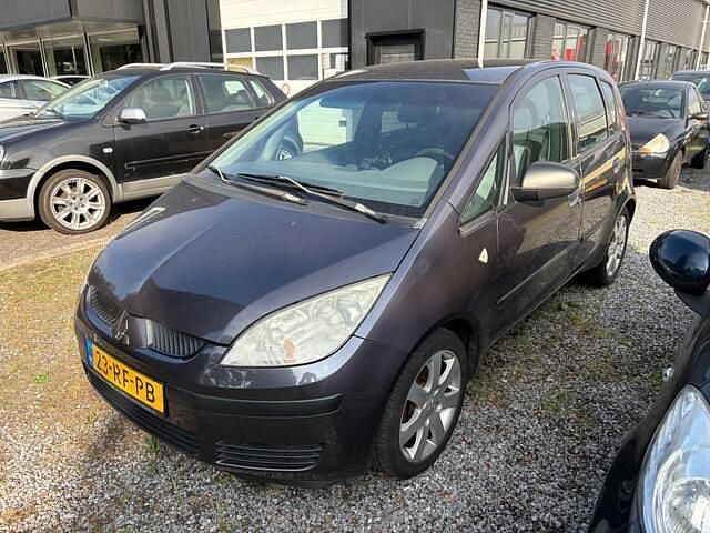 Grijs Gebruikt 2005 Mitsubishi Colt Invite Hatchback | € 675 (Super prijs) - Afbeelding 1/4