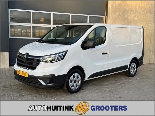 Wit Gebruikt 2024 Renault Trafic Van | € 25.690 (Iets duurder) - Afbeelding 1/4