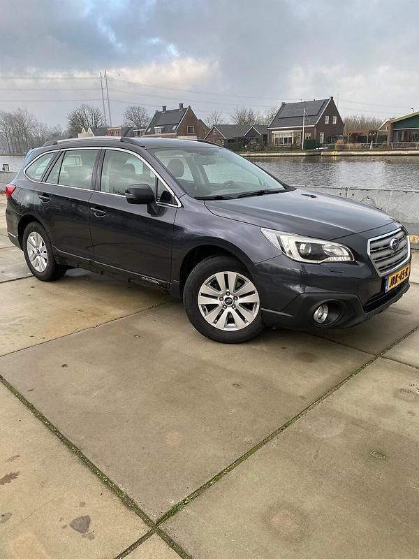 Occasion Subaru Outback Premium 2017 Grijs (metallic) Stationwagen