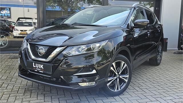 Zwart Gebruikt 2018 Nissan Qashqai N-Connecta SUV | € 13.600 (Goede deal) - Afbeelding 1/4
