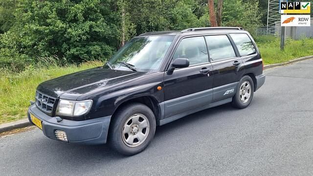Zwart Occasion 1999 Subaru Forester SUV | € 999 (Eerlijke prijs) - Afbeelding 1/1