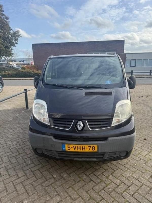 Gebruikt 2010 Renault Trafic Van | € 3.250 (Eerlijke prijs) - Afbeelding 1/4