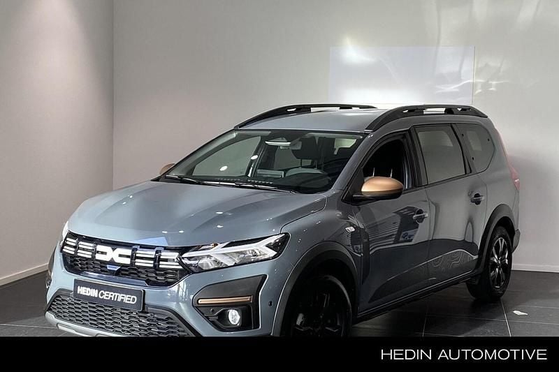 Grijs Gebruikt 2025 Dacia Jogger Extreme MPV | € 29.995 (Eerlijke prijs) - Afbeelding 1/3