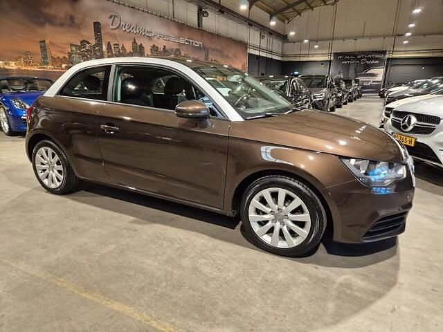 Occasion Audi A1 2012 Bruin (metallic) Hatchback
