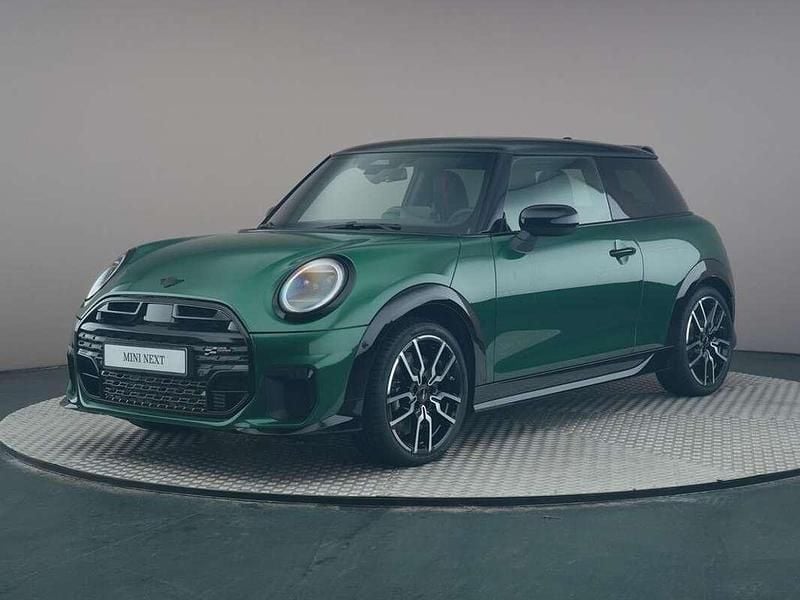 Groen Nieuw 2025 Mini John Cooper Works Hatchback | € 38.450 (Goede deal) - Afbeelding 1/4