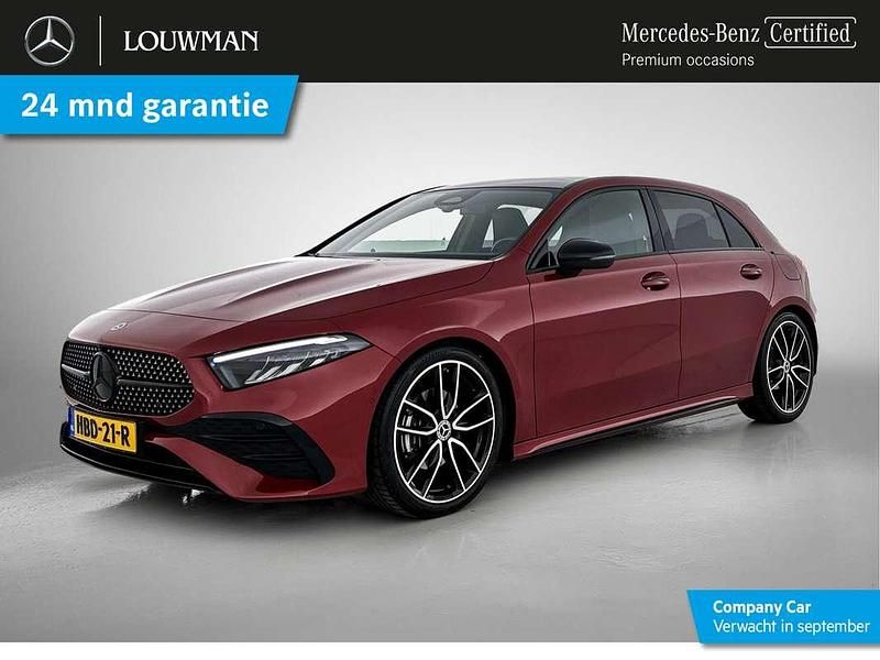 Rood Gebruikt 2024 Mercedes A180 AMG line Hatchback | € 40.945 - Afbeelding 1/4
