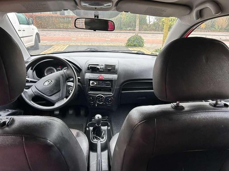 Occasion Kia Picanto 65 PK (47 kW) 2009 Rood Hatchback