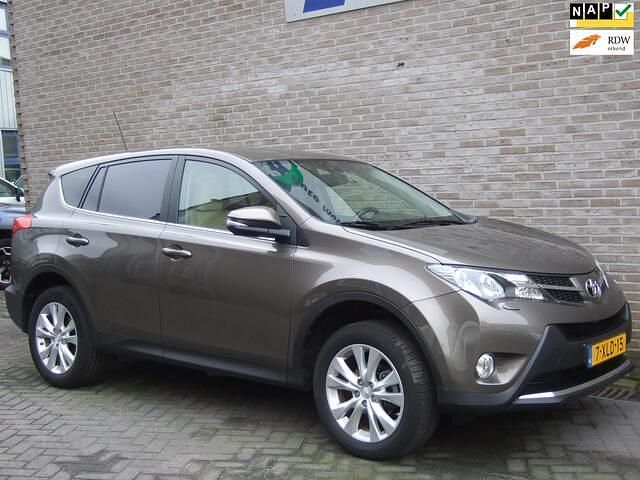 Bruin Occasion 2014 Toyota RAV4 Business Edition SUV | € 19.999 (Iets duurder) - Afbeelding 1/4