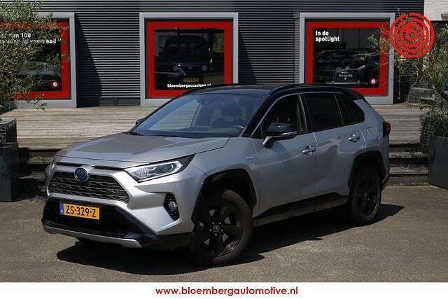 Grijs Gebruikt 2019 Toyota RAV4 SUV | € 32.900 (Duur) - Afbeelding 1/4
