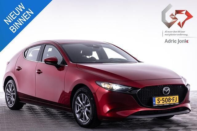 Rood Gebruikt 2023 Mazda 3 Comfort Hatchback | € 21.839 (Goede deal) - Afbeelding 1/4