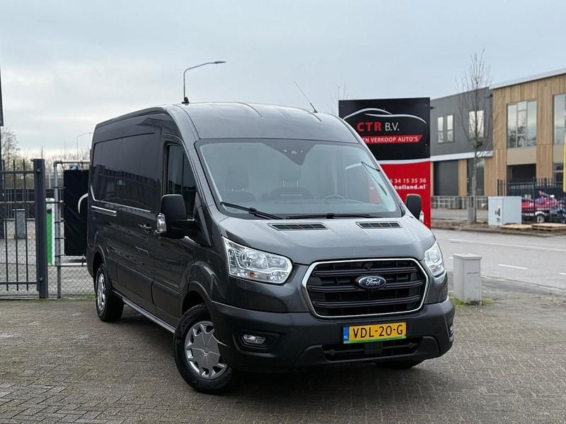 Grijs (metallic) Occasion 2020 Ford Transit Van | € 11.950 (Super prijs) - Afbeelding 1/4