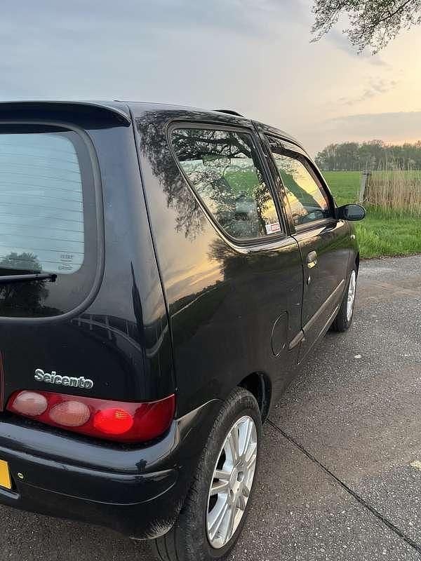 Occasion Fiat Seicento Young 54 PK (39 kW) 2005 Zwart Hatchback