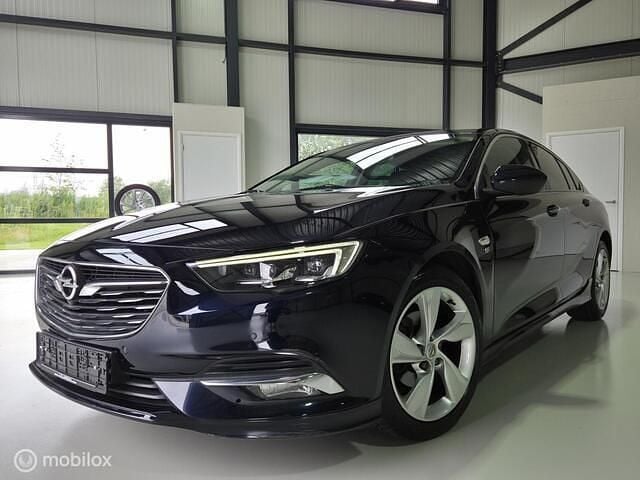 Blauw Gebruikt 2017 Opel Insignia OPC Hatchback | € 13.500 (Super prijs) - Afbeelding 1/4