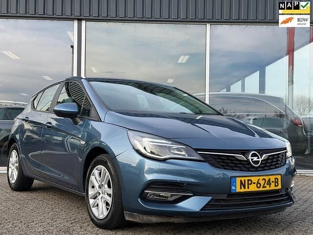 Blauw Gebruikt 2017 Opel Astra Edition Hatchback | € 6.950 (Super prijs) - Afbeelding 1/4