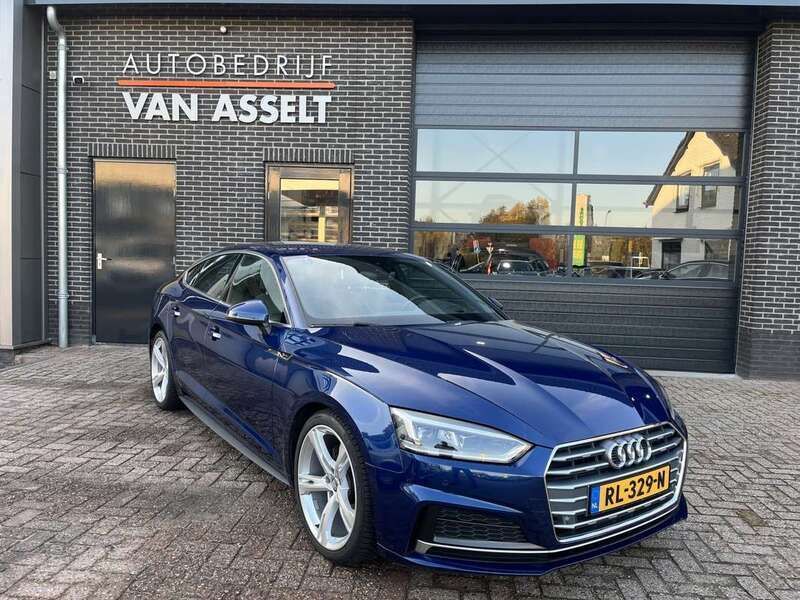 Blauw Gebruikt 2018 Audi A5 Sportback S-Line Hatchback | € 21.900 (Eerlijke prijs) - Afbeelding 1/4