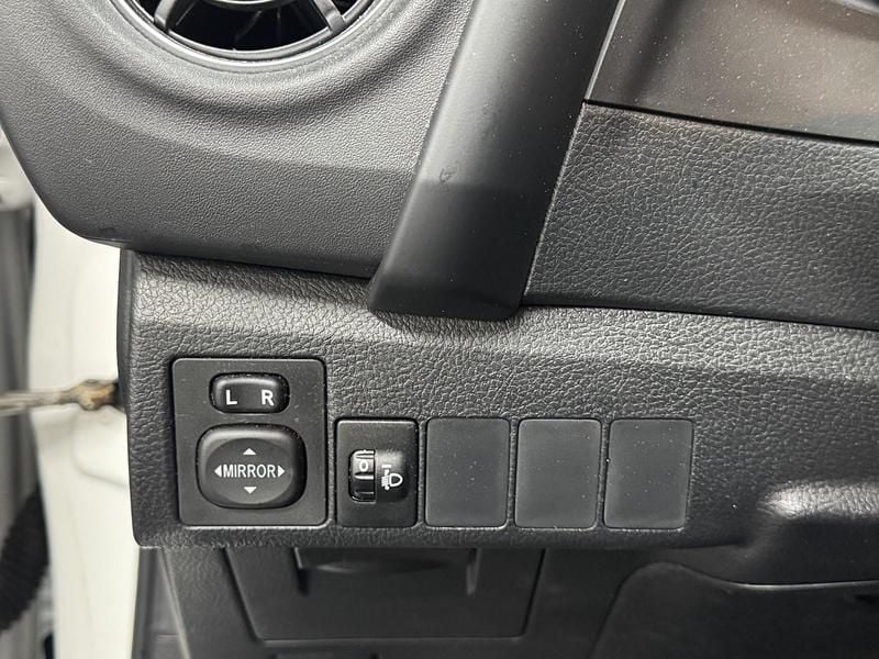 Occasion Toyota Auris Hybrid Trend 2016 Wit Stationwagen