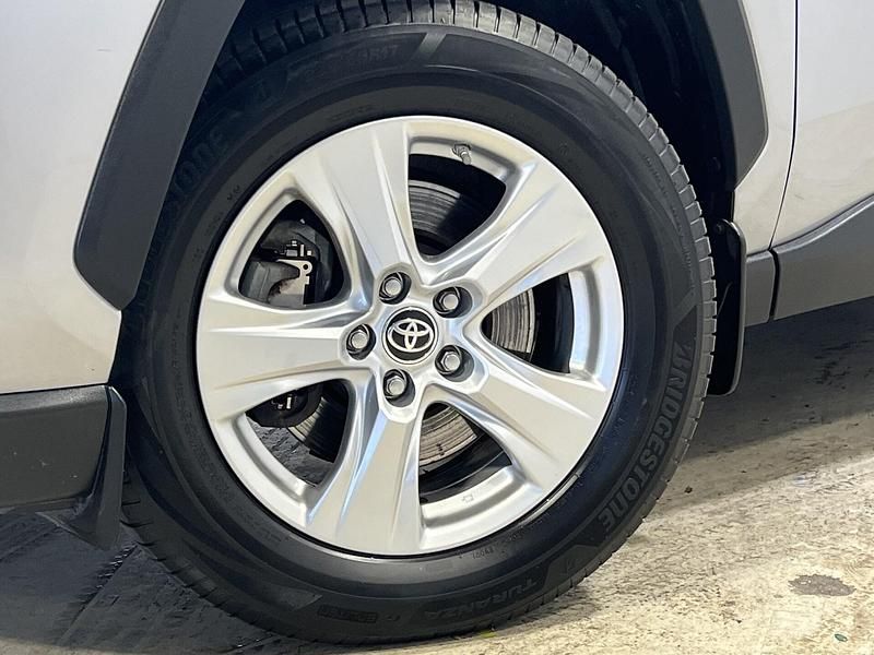 Occasion Toyota RAV4 Style 178 PK (130 kW) 2020 Grijs SUV