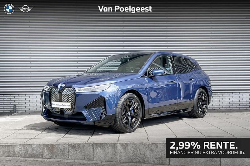 Phytonicblau Gebruikt 2023 BMW iX Comfort Edition SUV | € 78.500 (Eerlijke prijs) - Afbeelding 1/4