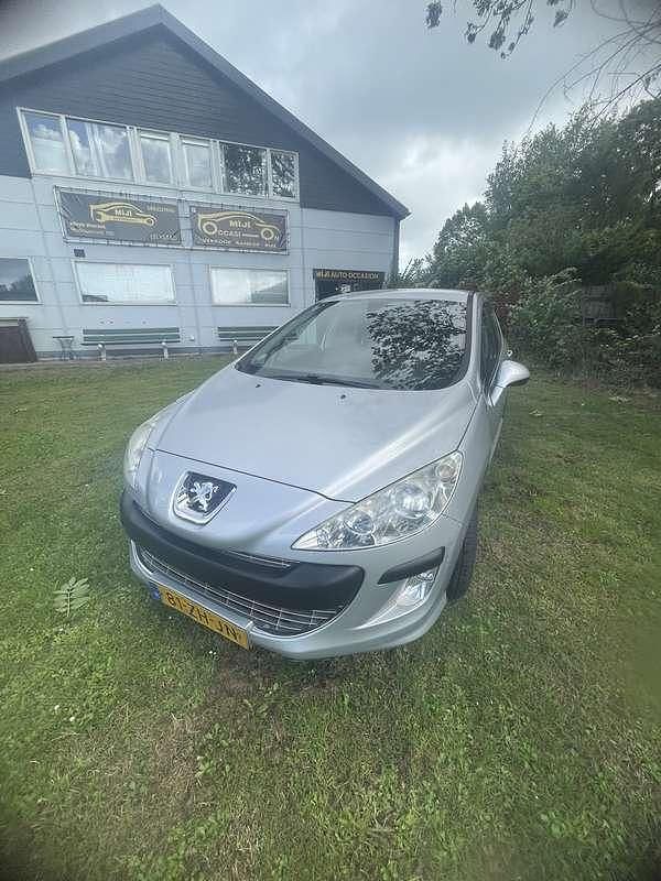 Gebruikt 2008 Peugeot 308 Sedan | € 1.250 (Super prijs) - Afbeelding 1/4