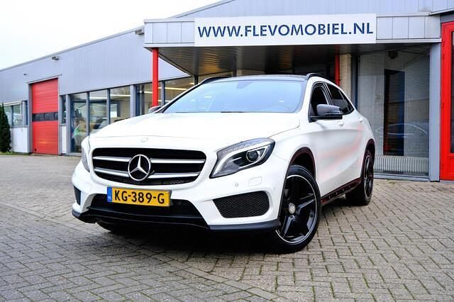 Wit Gebruikt 2016 Mercedes GLA180 AMG SUV | € 17.950 (Eerlijke prijs) - Afbeelding 1/4