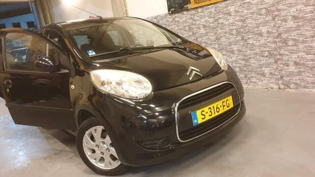 Zwart Gebruikt 2009 Citroën C1 Hatchback | € 2.999 (Eerlijke prijs) - Afbeelding 1/4