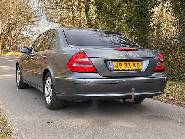 Occasion Mercedes E200 Avantgarde 163 PK (119 kW) 2005 Grijs Sedan