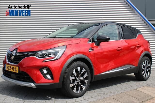 Rood, metallic lak Gebruikt 2024 Renault Captur Intens SUV | € 22.445 (Eerlijke prijs) - Afbeelding 1/4