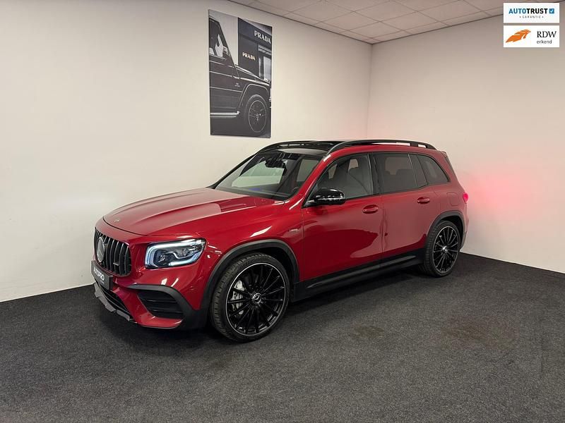 Rood Gebruikt 2020 Mercedes GLB35 AMG SUV | € 49.990 - Afbeelding 1/4