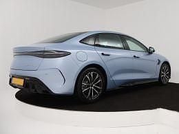 Nieuw BYD Seal Comfort 389 kW (530 PK) 2026 Licht blauw metallic Sedan