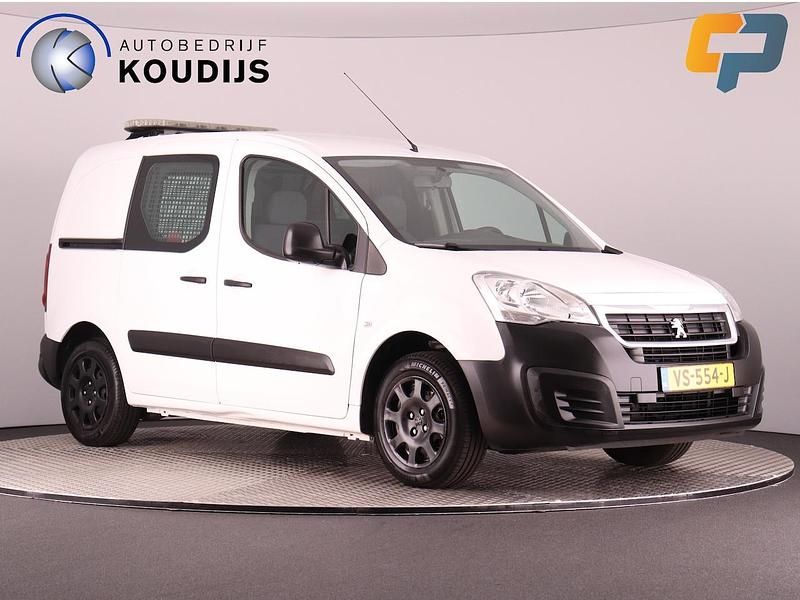 Wit Gebruikt 2016 Peugeot Partner Van | € 7.200 (Goede deal) - Afbeelding 1/4