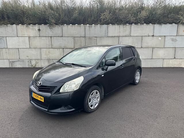 Zwart Gebruikt 2011 Toyota Verso MPV | € 2.490 - Afbeelding 1/4