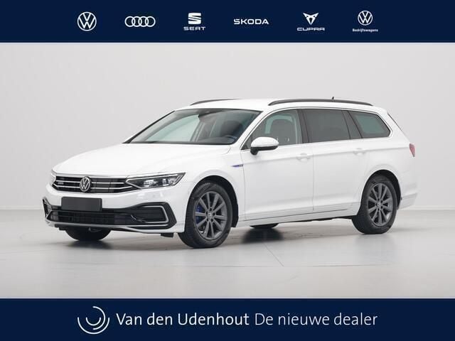 Wit Gebruikt 2020 VW Passat GTE Stationwagen | € 22.940 (Eerlijke prijs) - Afbeelding 1/4