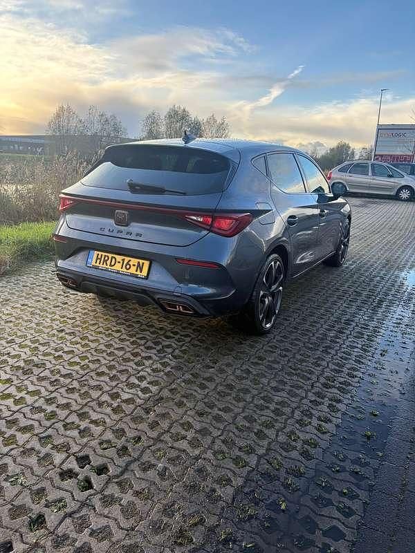 Occasion Cupra Leon 245 PK (180 kW) 2021 Grijs Hatchback