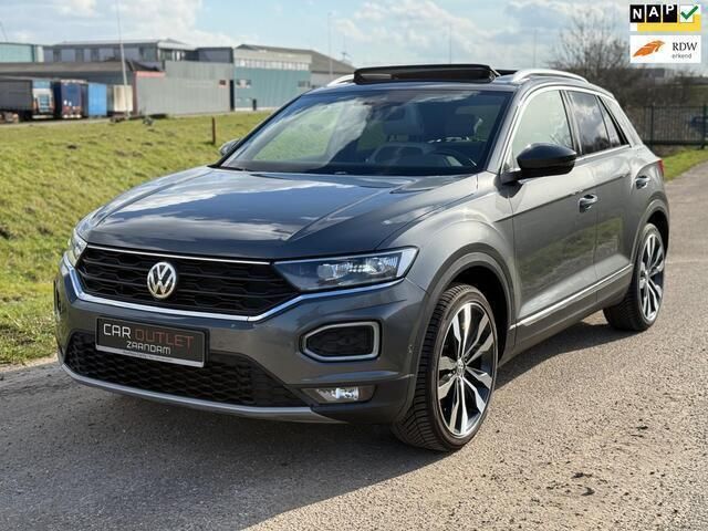 Grijs Gebruikt 2018 VW T-Roc Business SUV | € 24.499 (Goede deal) - Afbeelding 1/4