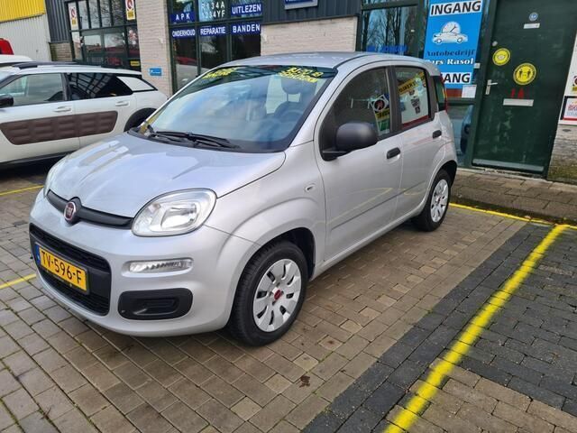 Grijs Gebruikt 2018 Fiat Panda Pop Star Hatchback | € 10.455 (Eerlijke prijs) - Afbeelding 1/4