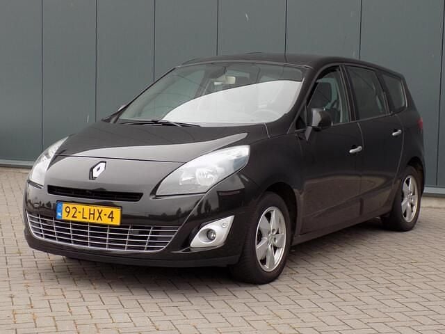 Zwart Gebruikt 2010 Renault Grand Scénic III Dynamique MPV | € 1.100 (Goede deal) - Afbeelding 1/2
