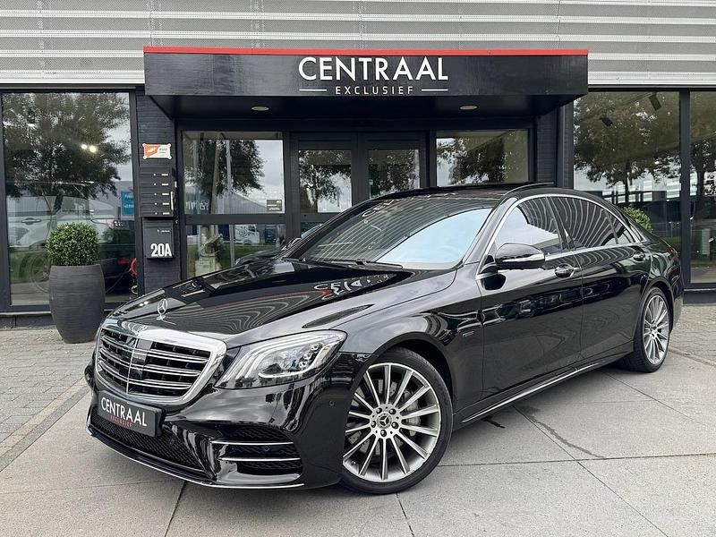 Zwart Gebruikt 2019 Mercedes S560 AMG Sedan | € 56.950 (Eerlijke prijs) - Afbeelding 1/4