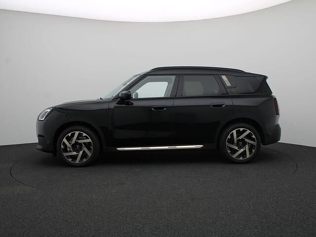 Occasion Mini Countryman Favoured 170 PK (125 kW) 2025 Zwart SUV